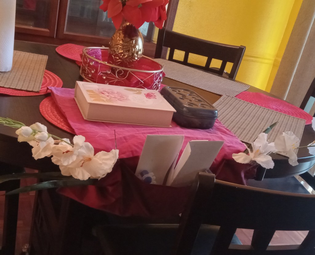 Flowers arrangements table placemat covers: Home decor week 2 part&nbsp;3